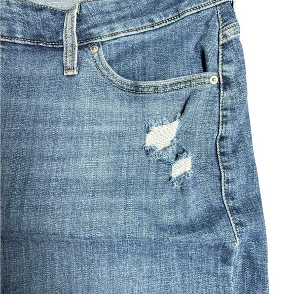 Levi's Light Blue Jean Shorts 16 W - Picture 6 of 10